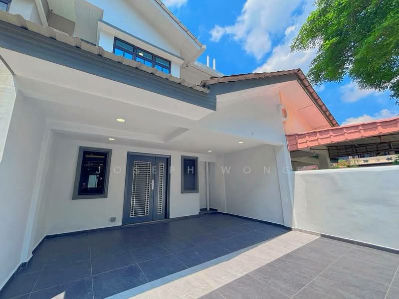 2-storey Terraced House for Sale in Bukit Indah (Iskandar Puteri (Nusajaya)) - Joseph Wong - Exterior - PropertyGuru.com.my
