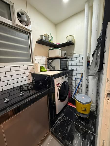 Condominium for Rent at Residensi Desa Satumas - Ahmad Sharqawwi Abdul Kapor - Kitchen - PropertyGuru.com.my