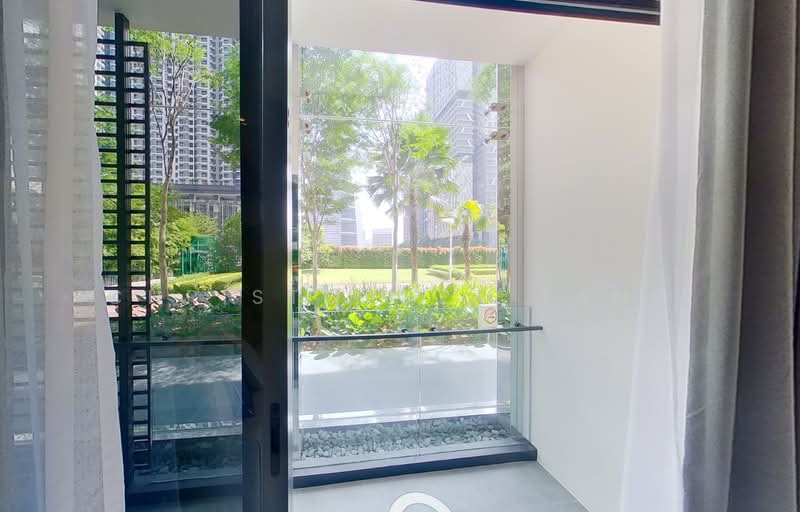 Servis Apartment untuk Dijual di Laurel Residence - Christopher Tang - Balcony - PropertyGuru.com.my