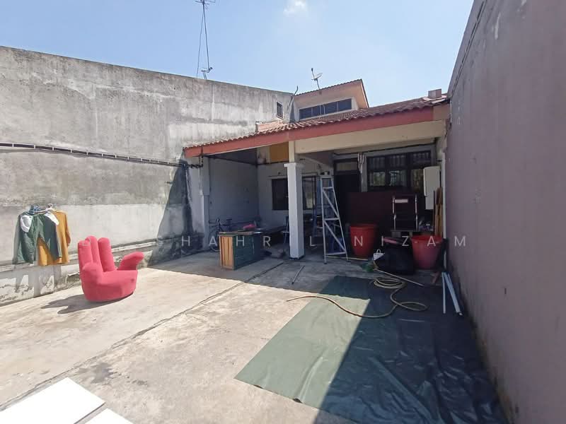 1-storey Terraced House for Sale in Bandar Putera (Klang) - Dr Shahril Nizam - Exterior - PropertyGuru.com.my