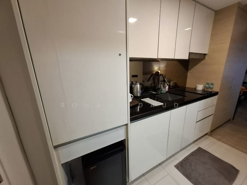 Servis Apartment untuk Dijual di Straits Residence (Serviced Suites) - Rohani Daud - Kitchen - PropertyGuru.com.my
