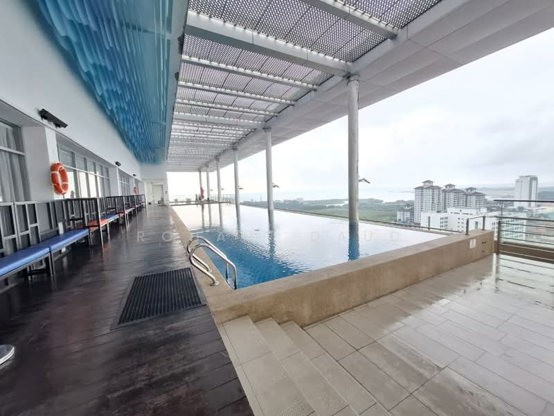 Servis Apartment untuk Dijual di Straits Residence (Serviced Suites) - Rohani Daud - Pool - PropertyGuru.com.my