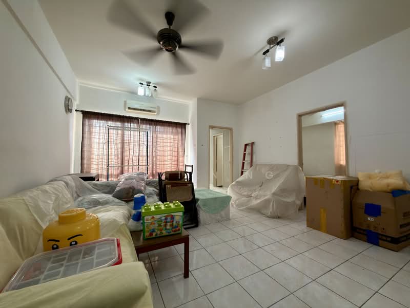 Condominium for Sale at Green Acre - Vivien Ng - Living Room - PropertyGuru.com.my