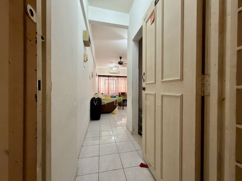 Condominium for Sale at Green Acre - Vivien Ng - Entrance - PropertyGuru.com.my