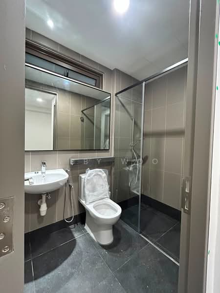 Kondominium untuk Disewa di THE VUE @ MONTEREZ - Abby Woo - Bathroom - PropertyGuru.com.my