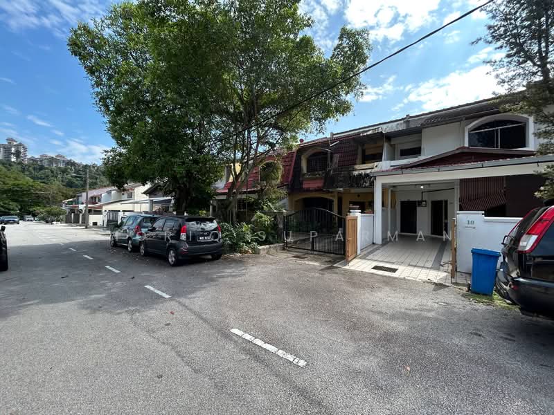 2-storey Terraced House for Rent in Ampang (Selangor) - Thoriq Suparman - Exterior - PropertyGuru.com.my