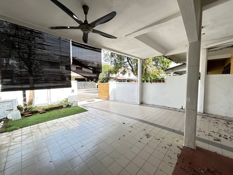 2-storey Terraced House for Rent in Ampang (Selangor) - Thoriq Suparman - Exterior - PropertyGuru.com.my