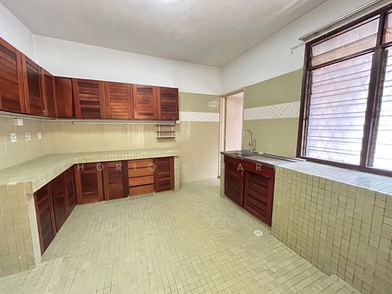 2-storey Terraced House for Rent in Ampang (Selangor) - Thoriq Suparman - Kitchen - PropertyGuru.com.my