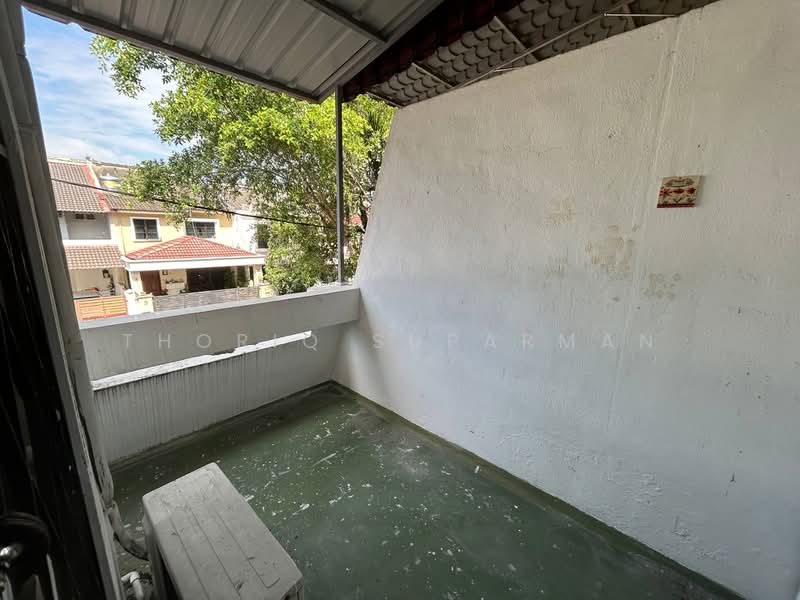 2-storey Terraced House for Rent in Ampang (Selangor) - Thoriq Suparman - Balcony - PropertyGuru.com.my