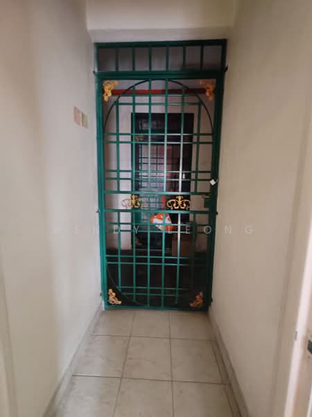 Pangsapuri untuk Dijual di Desaminium Rimba - Wendy Leong - Entrance - PropertyGuru.com.my