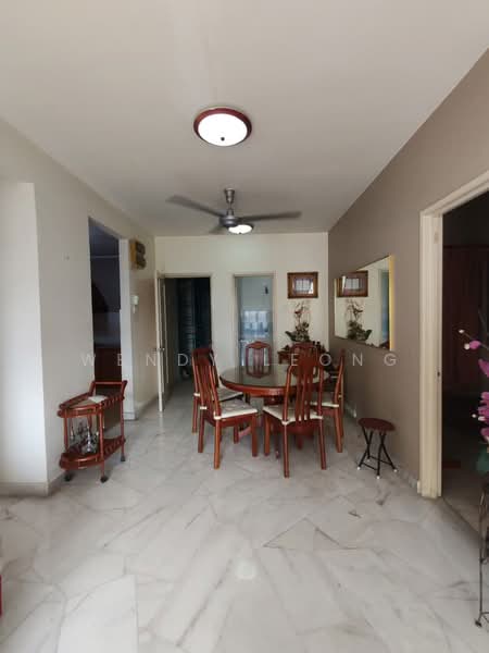 Pangsapuri untuk Dijual di Desaminium Rimba - Wendy Leong - Dining Room - PropertyGuru.com.my