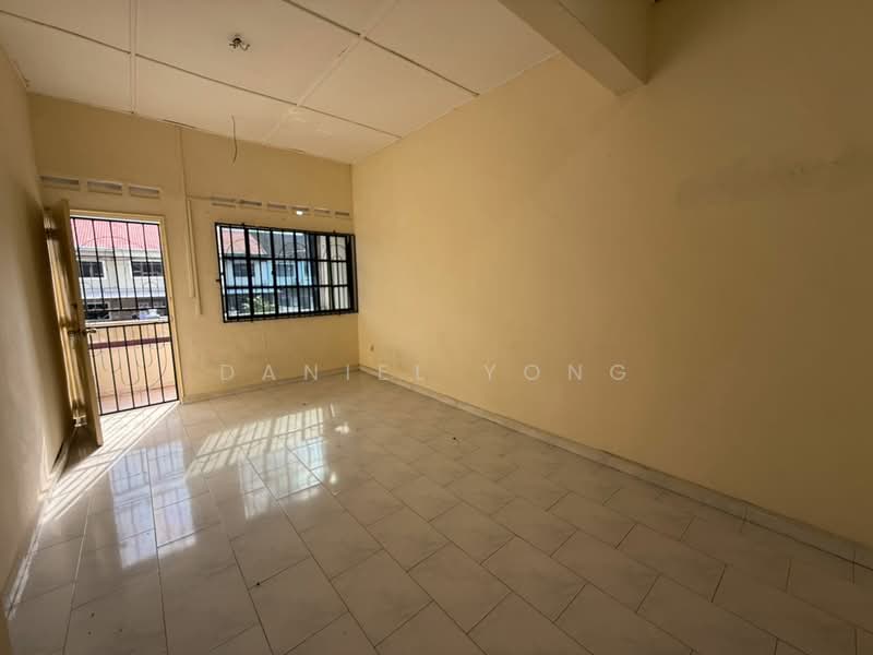 Rumah Teres 2 Tingkat untuk Dijual di Taman Johor Jaya (Johor Bahru) - Daniel Yong - Interior - PropertyGuru.com.my