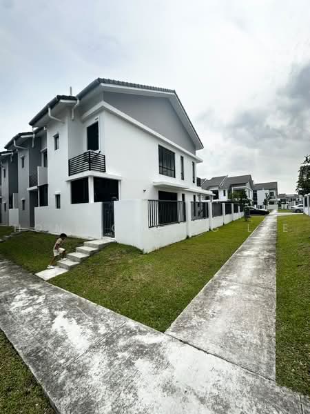 Terraced House for Rent in Iskandar Puteri (Nusajaya) (Johor) - Hong Charng Lee - Exterior - PropertyGuru.com.my