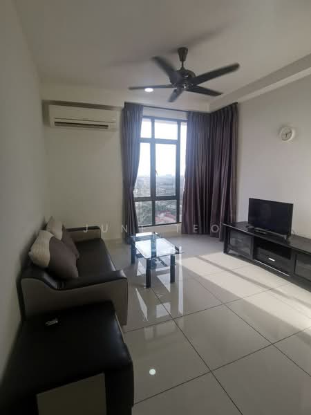 Servis Apartment untuk Disewa di Residences @ 1 Tebrau - June Teo - Living Room - PropertyGuru.com.my