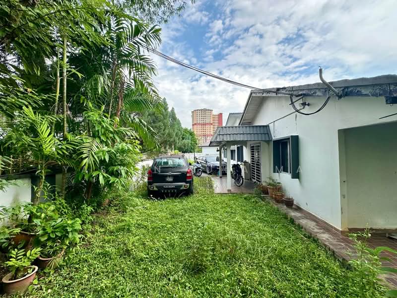 1-storey Terraced House for Sale in Ampang Jaya (Ampang) - Yasmin Sulaiman - Exterior - PropertyGuru.com.my