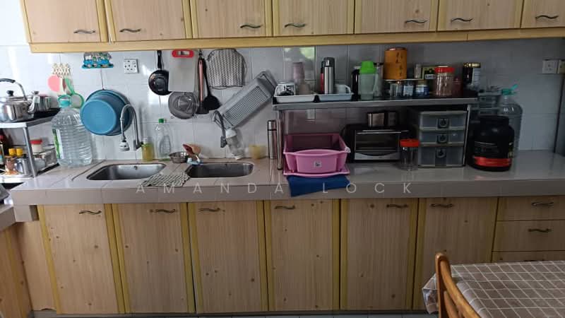 Apartment for Rent at Pangsapuri Saraka - Amanda Lock - Kitchen - PropertyGuru.com.my