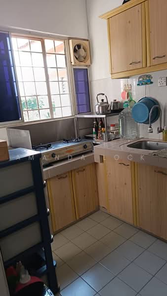Apartment for Rent at Pangsapuri Saraka - Amanda Lock - Kitchen - PropertyGuru.com.my