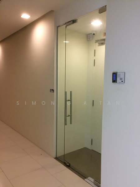 Pejabat untuk Disewa di Kl Sentral (Kuala Lumpur) - Simon G A Tan - Premium feel Glass door and secure solid wood main door - PropertyGuru.com.my