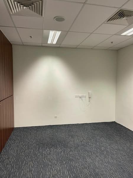 Pejabat untuk Disewa di Kl Sentral (Kuala Lumpur) - Simon G A Tan - 4 energy saving T5 lights, 2 air con supply air grill. Now got carpet - PropertyGuru.com.my