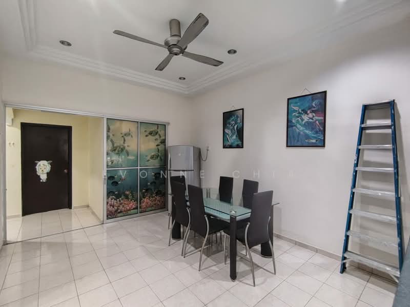 1-storey Terraced House for Rent in Bandar Putra (Kulai) - Evonne Chia - Dining Room - PropertyGuru.com.my