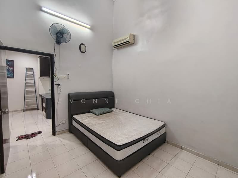 1-storey Terraced House for Rent in Bandar Putra (Kulai) - Evonne Chia - Bedroom - PropertyGuru.com.my
