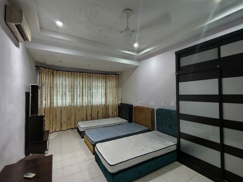 1-storey Terraced House for Rent in Bandar Putra (Kulai) - Evonne Chia - Bedroom - PropertyGuru.com.my