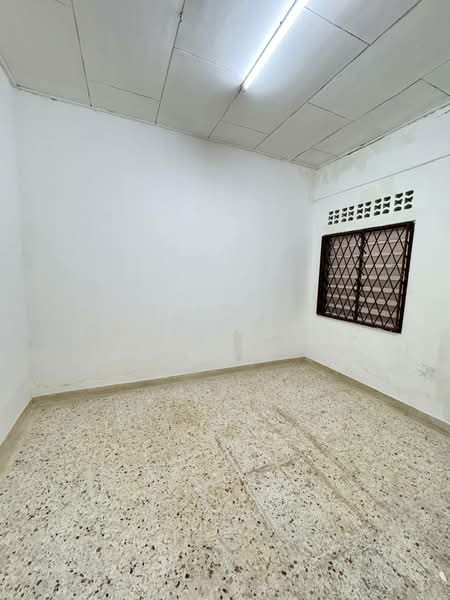 1-storey Terraced House for Sale in Taman Ungku Tun Aminah (Skudai) - Ee Fong Toh - Interior - PropertyGuru.com.my
