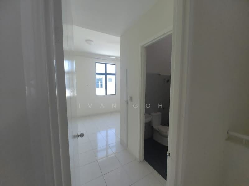 Bungalow House untuk Dijual di Taman Ozana Impian (Bukit Katil) - Ivan Goh - PropertyGuru.com.my