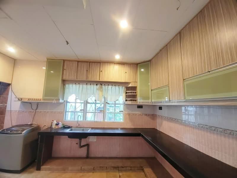 2-storey Terraced House for Sale in Senawang (Negeri Sembilan) - Azrul Othman - Kitchen - PropertyGuru.com.my