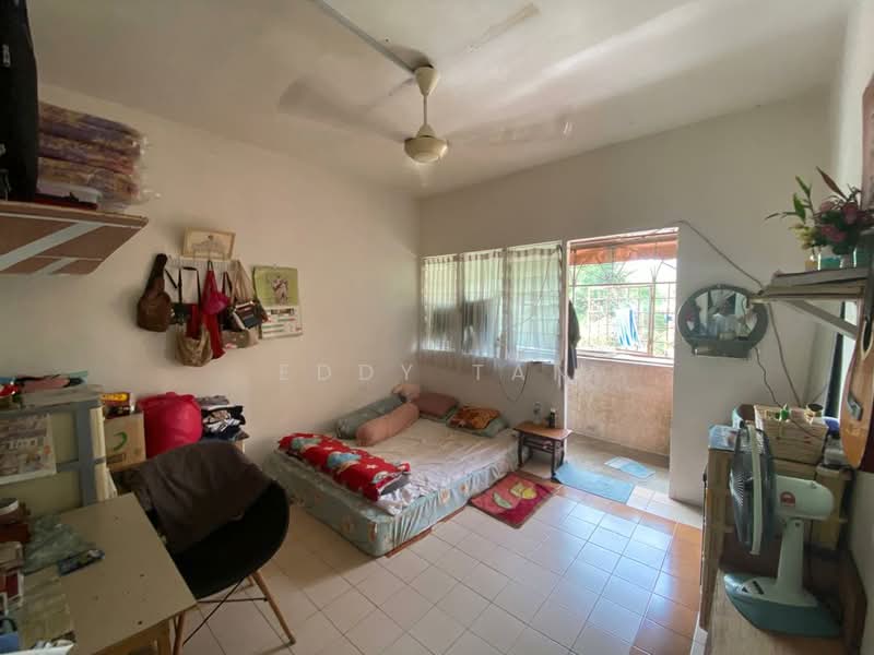 Rumah Flat untuk Dijual di Glen Court - Eddy TAN - Bedroom - PropertyGuru.com.my