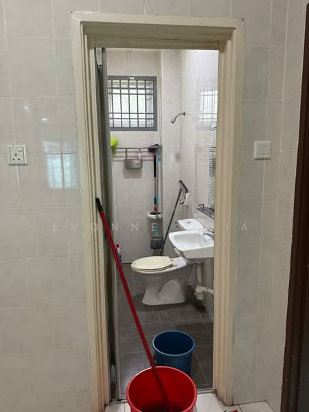 Rumah Teres 2 Tingkat untuk Disewa di Kulai (Johor) - Evonne Chia - Bathroom - PropertyGuru.com.my