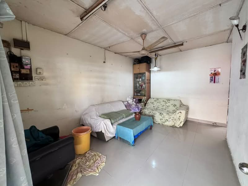 1-storey Terraced House for Sale in Taman Desa Jaya (Kepong) - Alison Chiu - Living Room - PropertyGuru.com.my