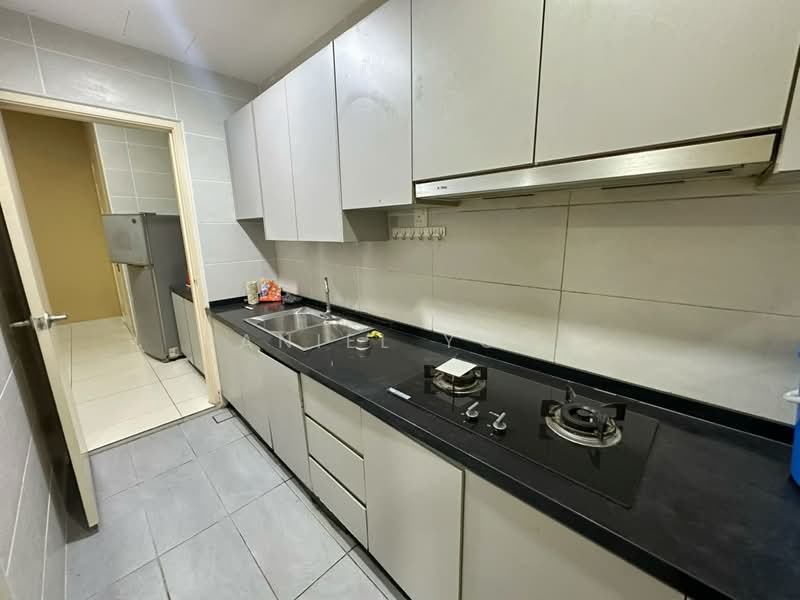 Kediaman Servis untuk Dijual di KSL Residence @ Daya - Daniel Yong - Kitchen - PropertyGuru.com.my