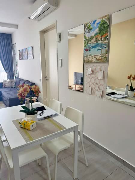 Kondominium untuk Disewa di The Arcuz - Moomoo Tan - Living Room - PropertyGuru.com.my