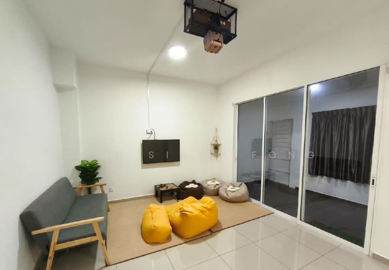 Rumah Teres 2.5-Tingkat untuk Disewa di Bemban (Melaka) - Chin Siang Fong - Living Room - PropertyGuru.com.my