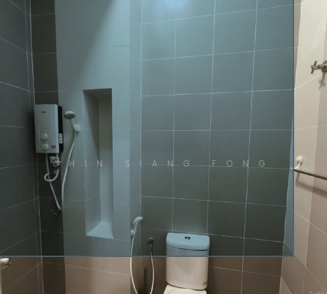Rumah Teres 2.5-Tingkat untuk Disewa di Bemban (Melaka) - Chin Siang Fong - Bathroom - PropertyGuru.com.my