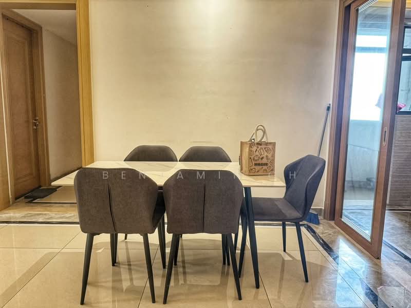 Servis Apartment untuk Disewa di R&F Princess Cove Phase 1 - Benjamin Oh - Dining Room - PropertyGuru.com.my