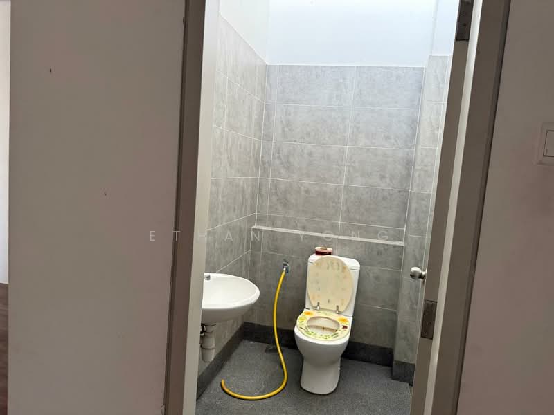 2-storey Terraced House for Rent in Dengkil (Selangor) - Ethan Yong - Bathroom - PropertyGuru.com.my