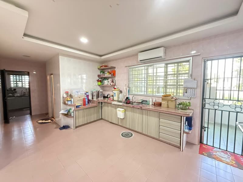 Rumah Berkembar untuk Dijual di Taman Sri Indah (Alor Setar) - Jayden Geh - Kitchen - PropertyGuru.com.my