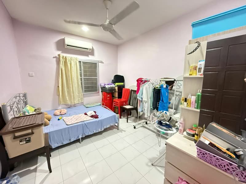Rumah Berkembar untuk Dijual di Taman Sri Indah (Alor Setar) - Jayden Geh - Bedroom - PropertyGuru.com.my