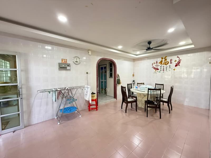 Rumah Berkembar untuk Dijual di Taman Sri Indah (Alor Setar) - Jayden Geh - Dining Room - PropertyGuru.com.my