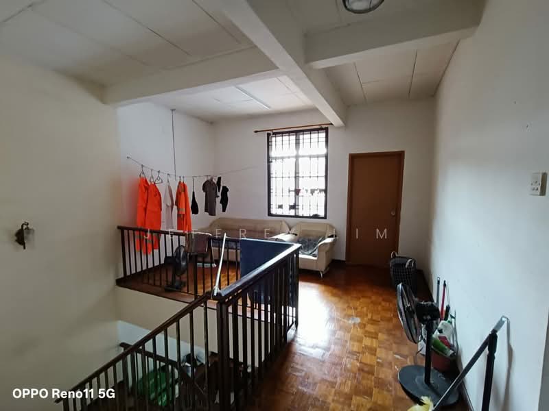 Semi-Detached House for Sale in Taman Sutera Utama (Skudai) - Jeffrey Lim - Living Room - PropertyGuru.com.my