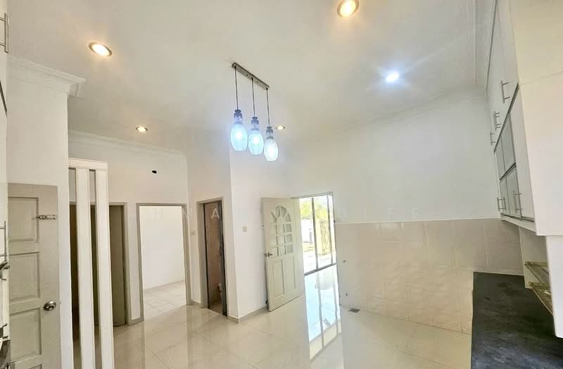 Bungalow for Sale in Bandar Seri Putra (Bangi) - Ahmad Fadlee - PropertyGuru.com.my
