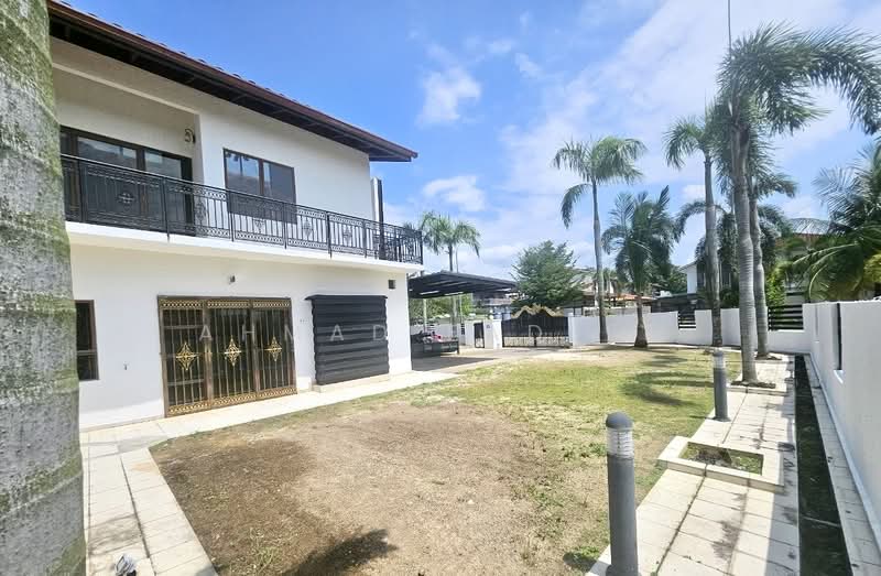 Bungalow for Sale in Bandar Seri Putra (Bangi) - Ahmad Fadlee - PropertyGuru.com.my