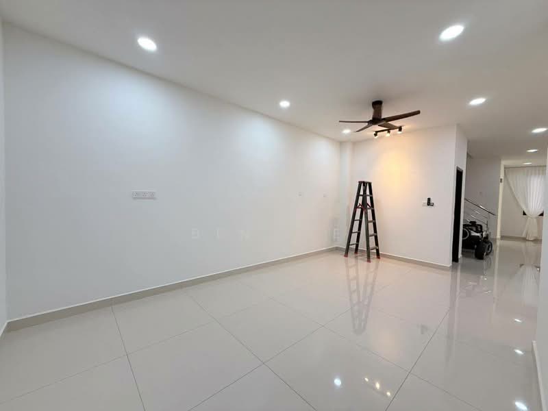 Rumah Kluster untuk Disewa di Skudai (Johor) - Ben Lee - Living Room - PropertyGuru.com.my