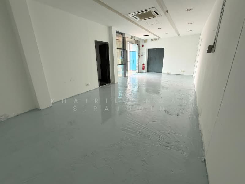 Office for Rent in Hicom - Glenmarie Industrial Park (Shah Alam) - Khairil Anwar Sirajudin - Interior - PropertyGuru.com.my