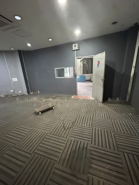 Office for Rent in Hicom - Glenmarie Industrial Park (Shah Alam) - Khairil Anwar Sirajudin - Interior - PropertyGuru.com.my