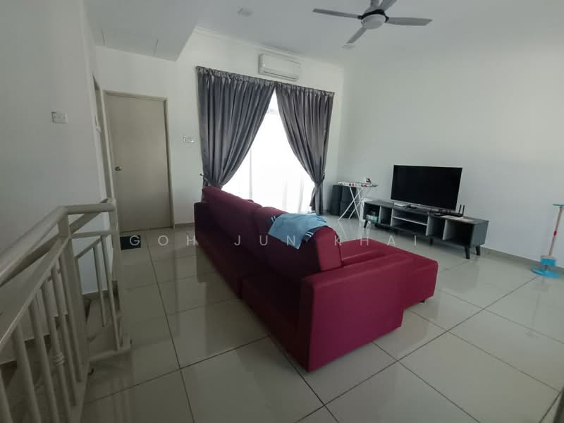 2-storey Terraced House for Rent in Taman Nuri (Durian Tunggal) - Goh Jun Khai - Living Room - PropertyGuru.com.my
