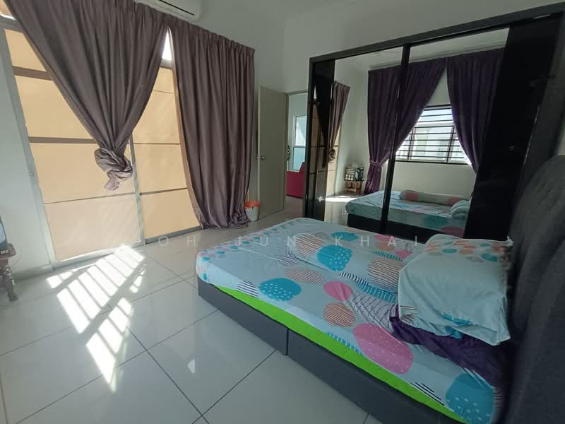 2-storey Terraced House for Rent in Taman Nuri (Durian Tunggal) - Goh Jun Khai - Bedroom - PropertyGuru.com.my