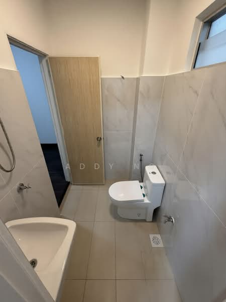 2-storey Terraced House for Sale in Bandar Mahkota Cheras (Cheras) - Addy Ng - Bathroom - PropertyGuru.com.my